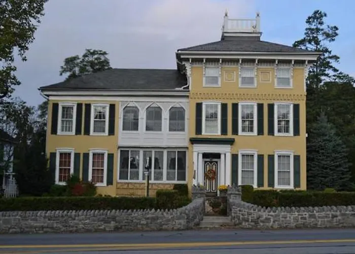 Ej Bowman House Bed & Breakfast